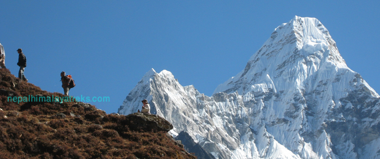 Evrest view trekking